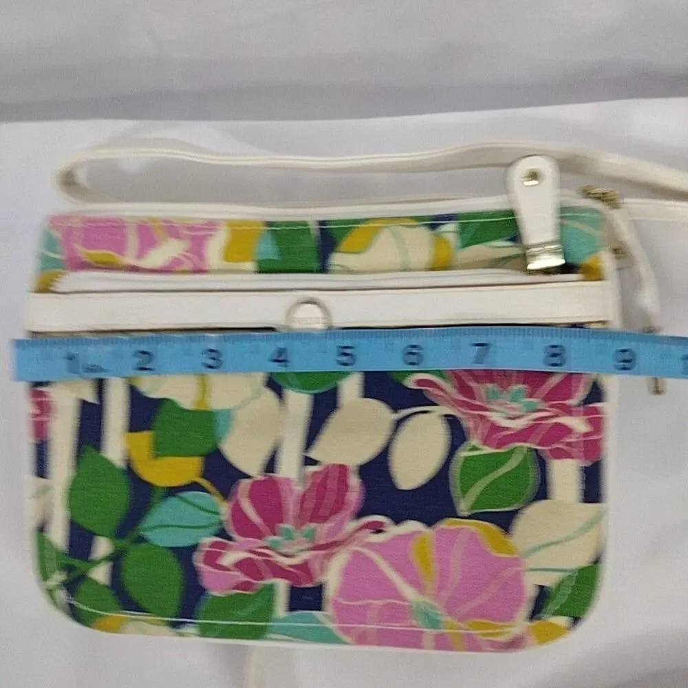 Relic Crossbody Bag Womens Small Multicolor Floral Canvas Faux Leather Purse